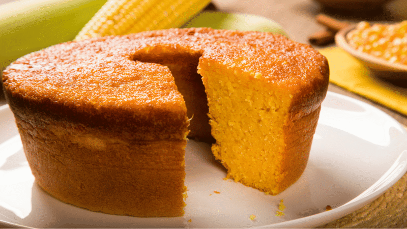 Bolo de milho fácil e cremoso: passo a passo