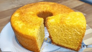 Bolo de fubá cremoso